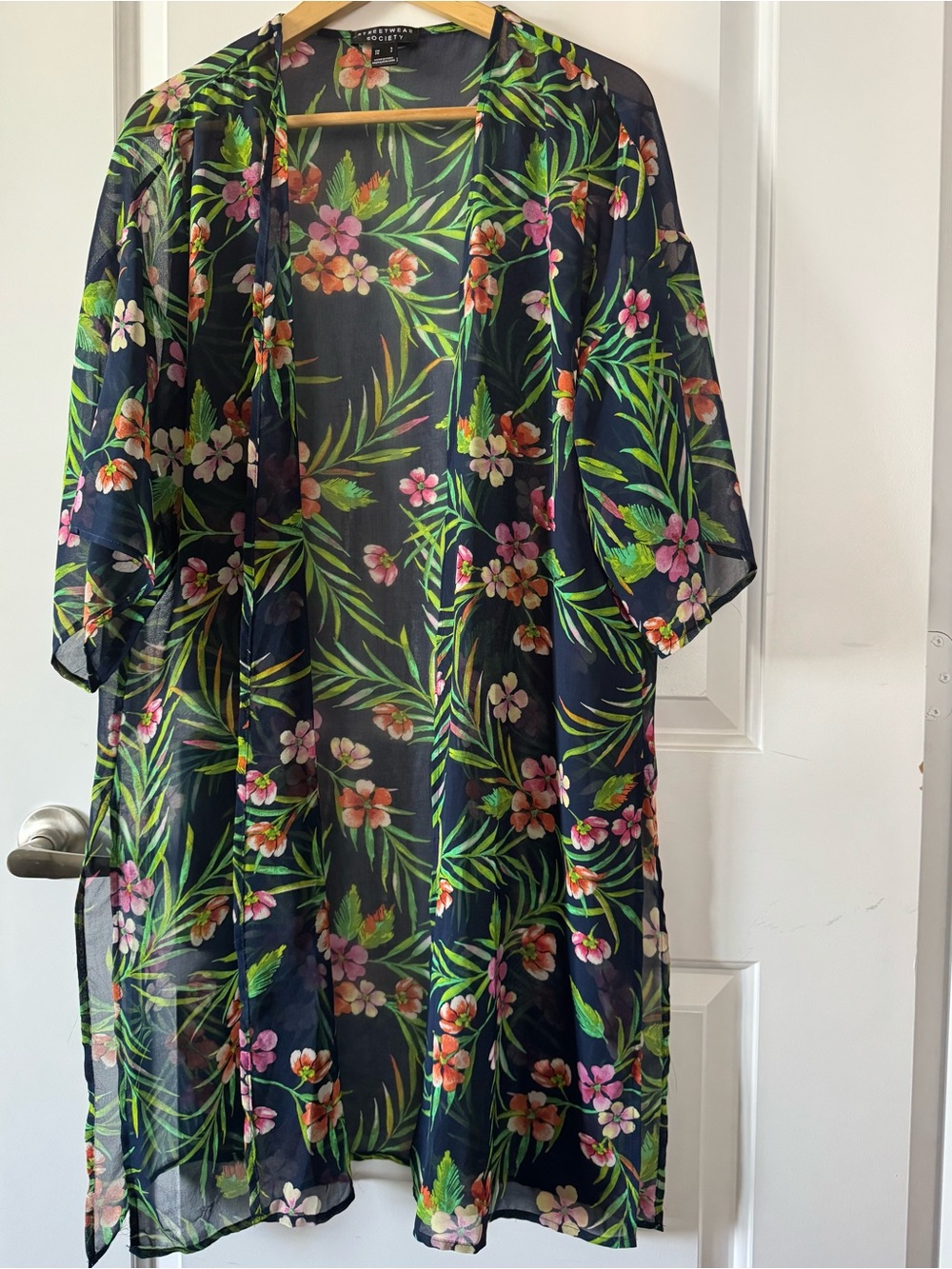 Streetwear Society semi sheer blue floral kimono duster, small